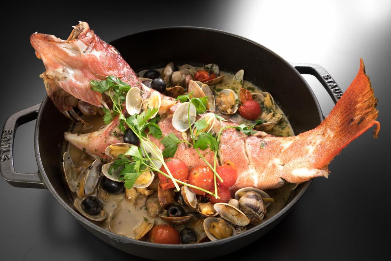 Hewitt Resort Naha Buitenkant foto A typical Portuguese dish, Caldeirada